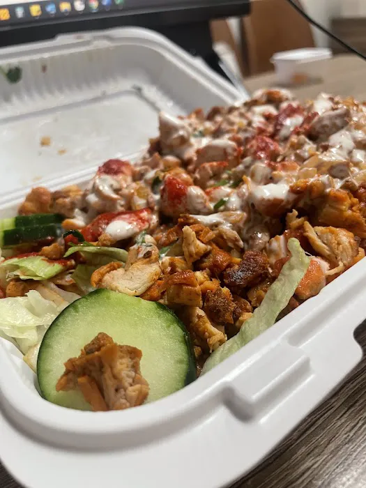 Zaki's Halal Food Truck1 Picture 4