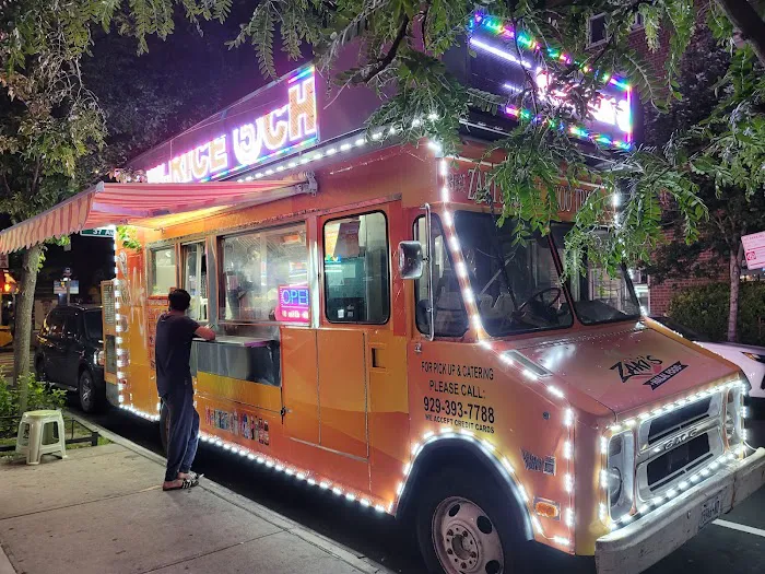 Zaki's Halal Food Truck1 Picture 8