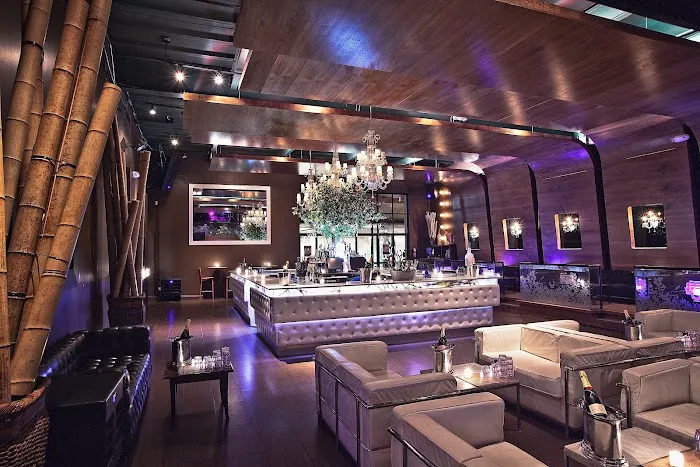 Central Bar Lounge Picture 10