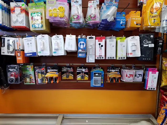The Sherpaz Deli and Grocery Picture 2
