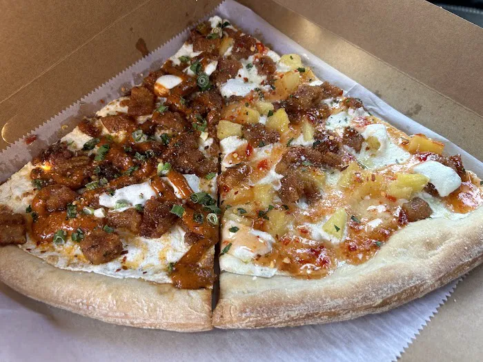Astoria Pizza Factory Picture 2