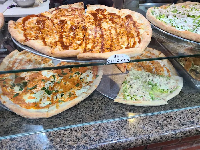 Danny's Pizzeria Picture 7