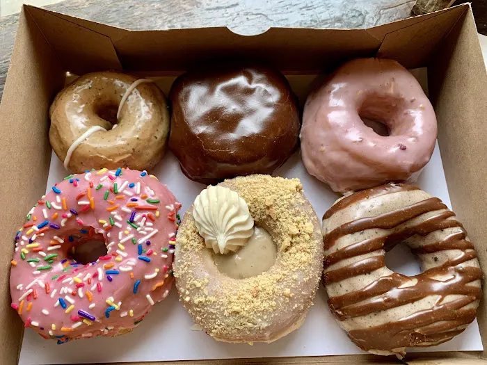 Dun-Well Doughnuts Picture 7