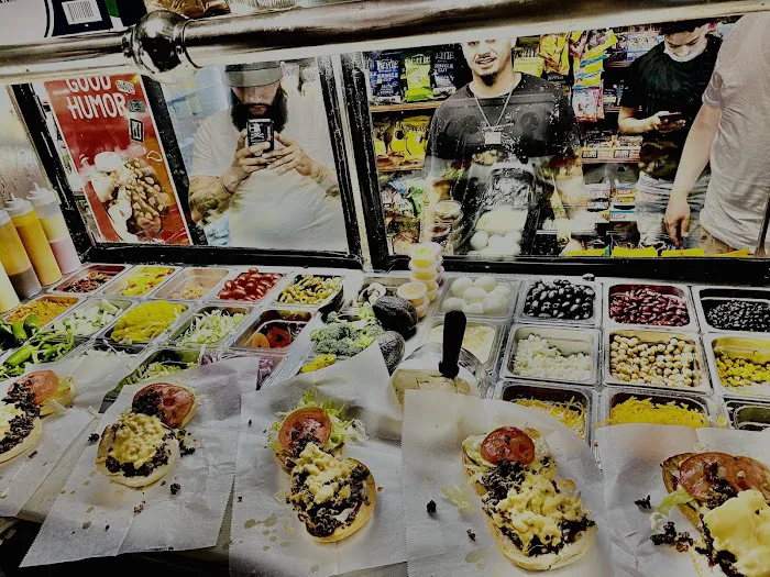 L Stop Gourmet Deli Picture 8