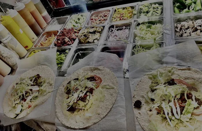 L Stop Gourmet Deli Picture 7