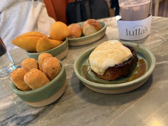 Lulla's Bakery - Grand Café & Cocktails Picture 6