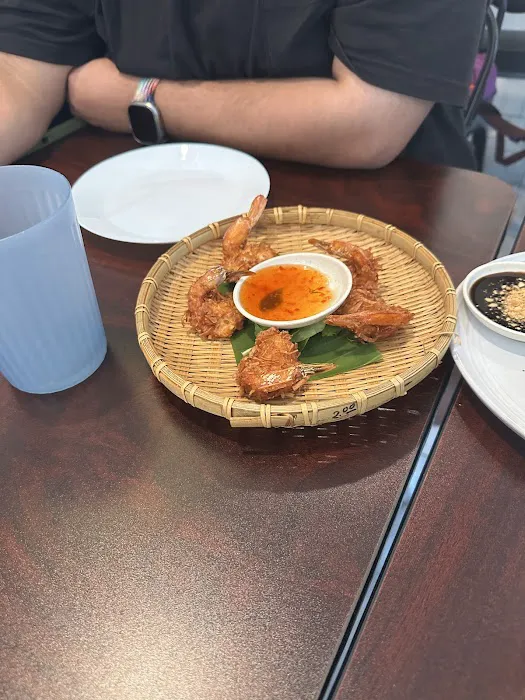 BK Belly (Hungry Bowl Thai) Picture 4