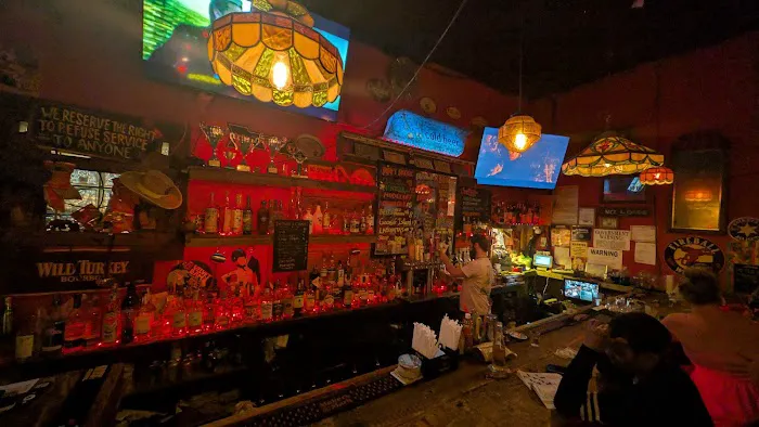 Bushwick Ice House Picture 6