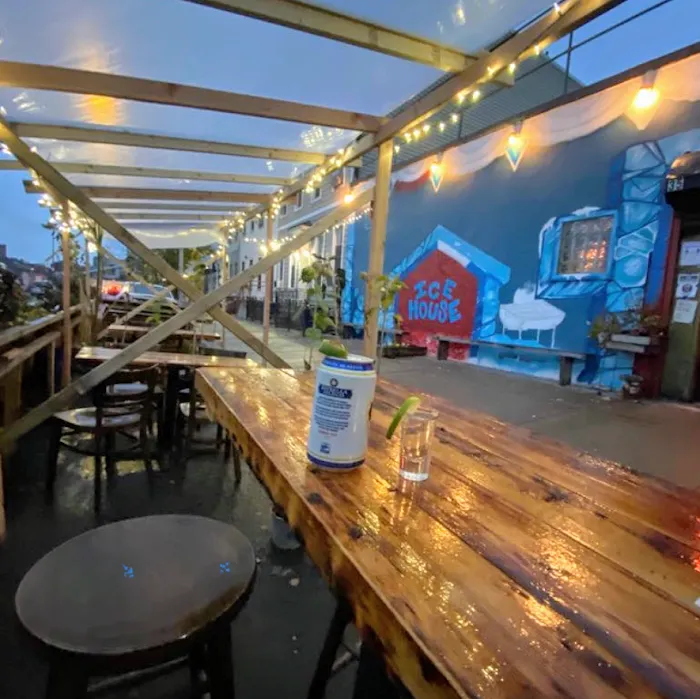 Bushwick Ice House Picture 2
