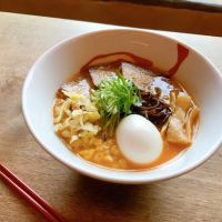 Momo Sushi Shack ico