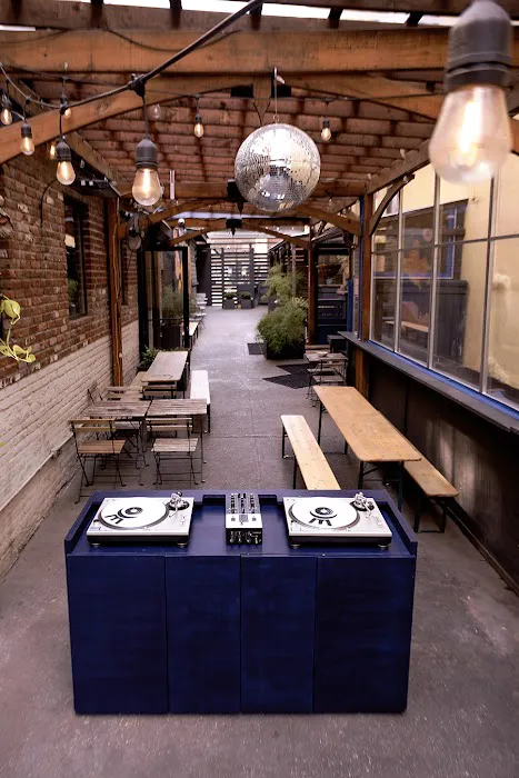 Moondog HiFi Picture 7