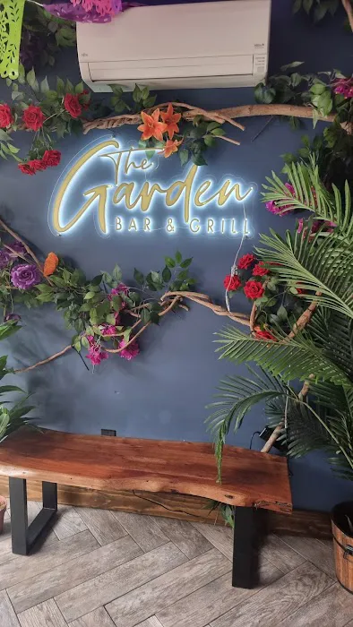 The Garden Bar & Grill Picture 7