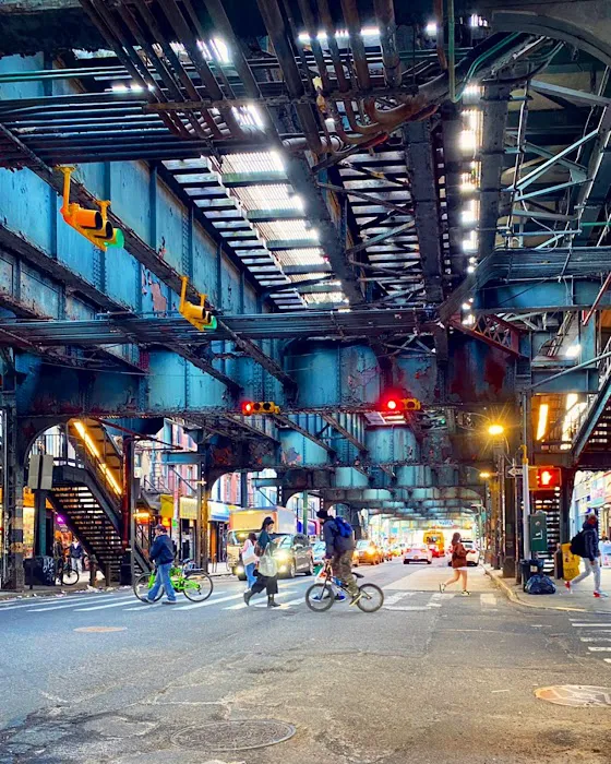 Supreme Pizza NY Picture 6