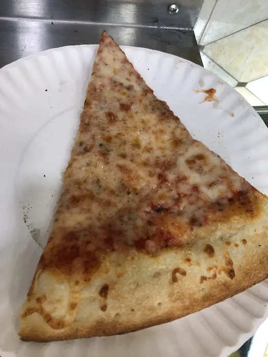 Supreme Pizza NY Picture 8