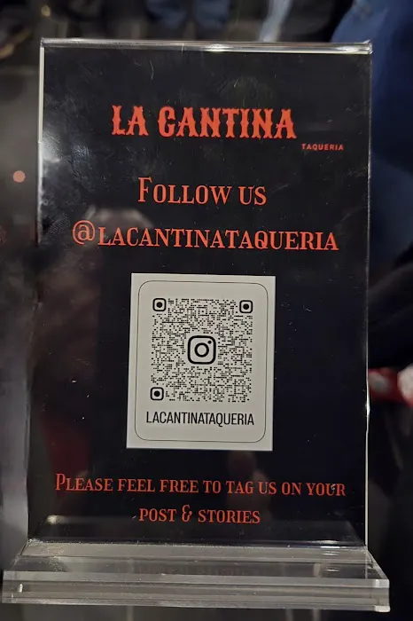 LA CANTINA TAQUERÍA Picture 2