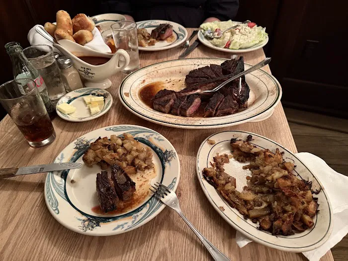 Peter Luger Steak House Picture 9