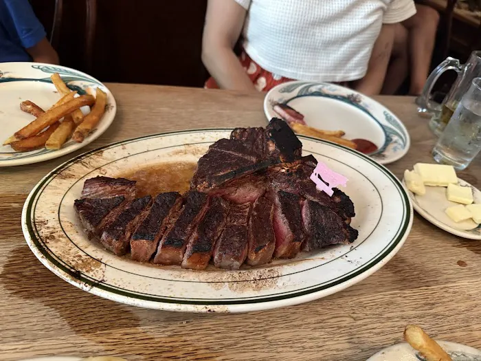 Peter Luger Steak House Picture 5
