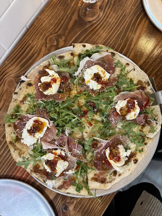 Niccolo Pizzeria Picture 10
