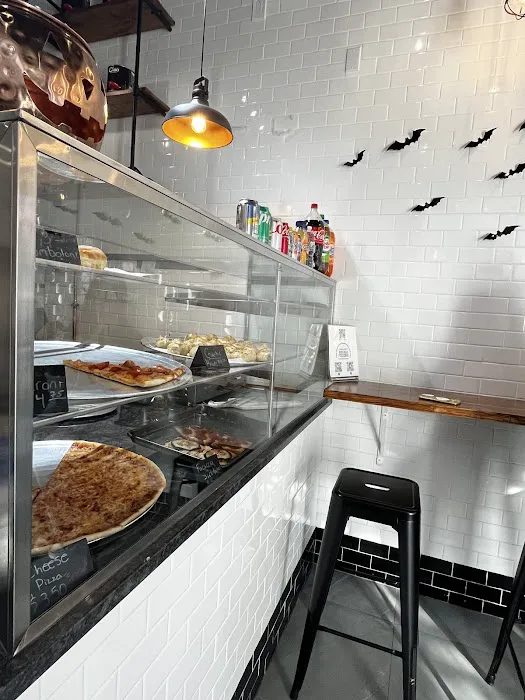 Niccolo Pizzeria Picture 6