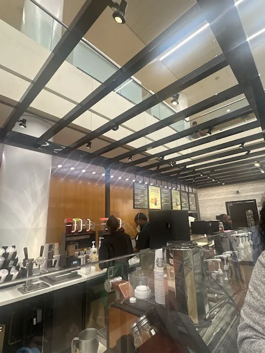 Starbucks Picture 2