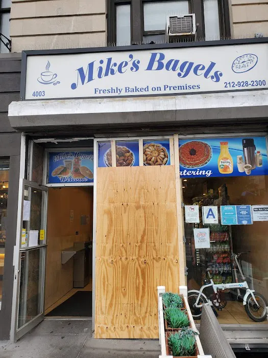 Mike's Bagels Picture 10