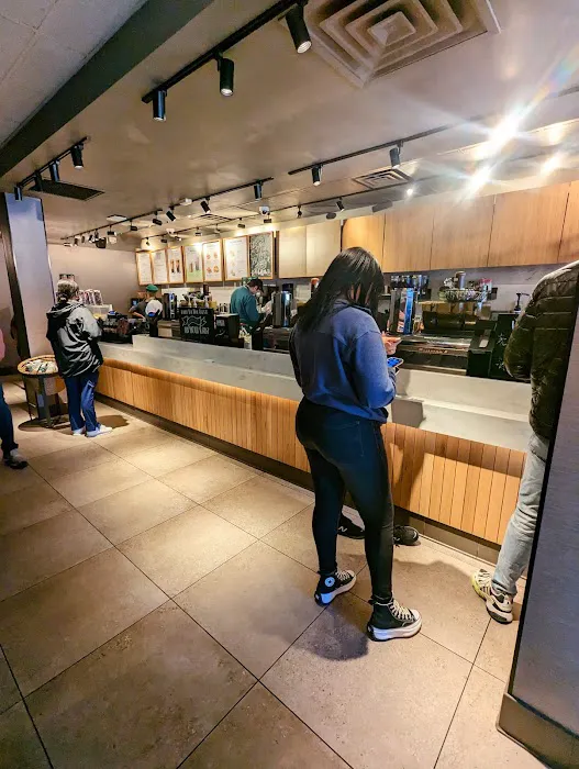 Starbucks Picture 6