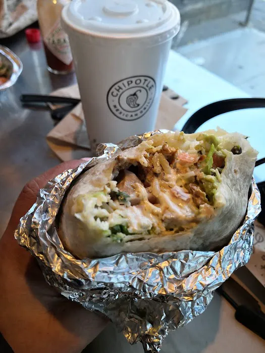Chipotle Mexican Grill Picture 3