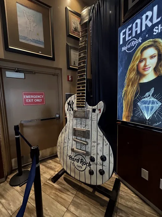 Hard Rock Cafe Picture 9