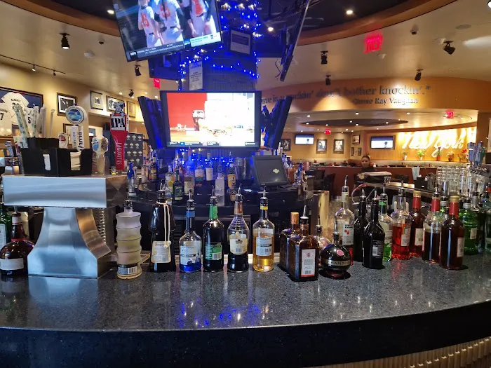 Hard Rock Cafe Picture 5