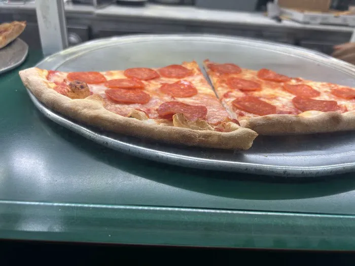 Cozzi Pizza Picture 4