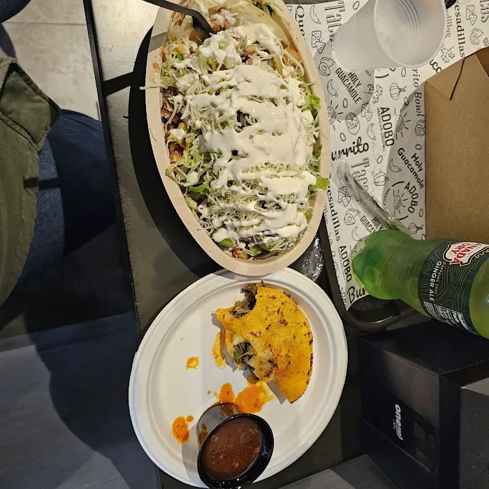 Adobo Mexican Grill Picture 10