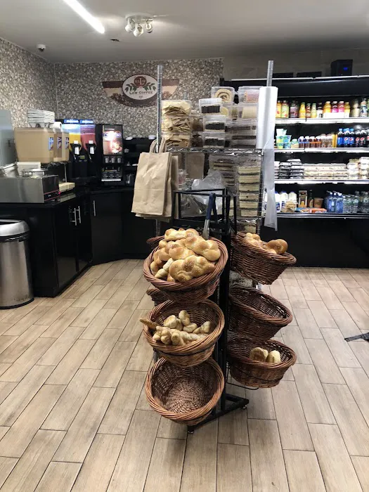 Steinberg's Kosher Bakery Picture 3