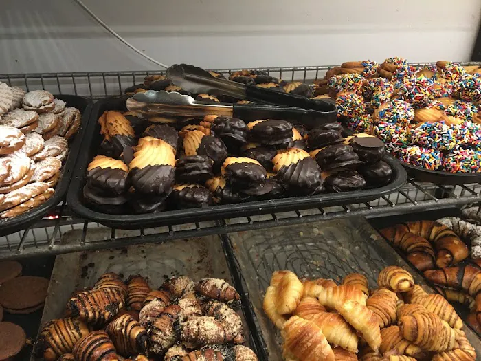 Steinberg's Kosher Bakery Picture 9