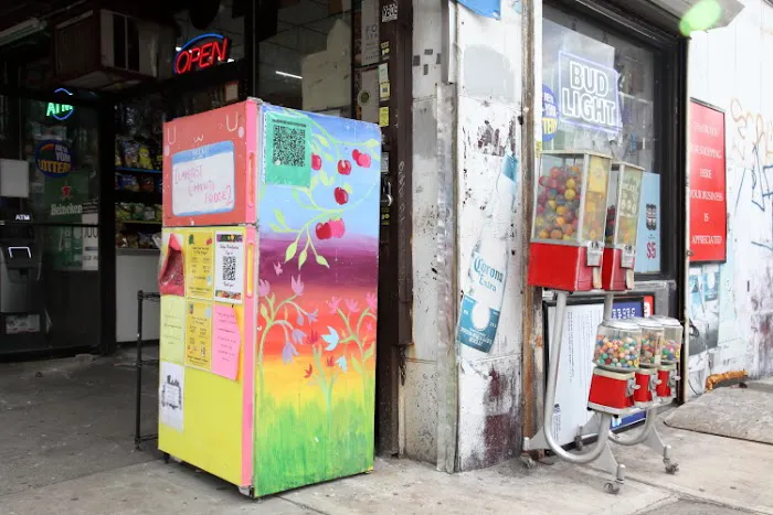 Woodside Deli & Grocery Inc Picture 5