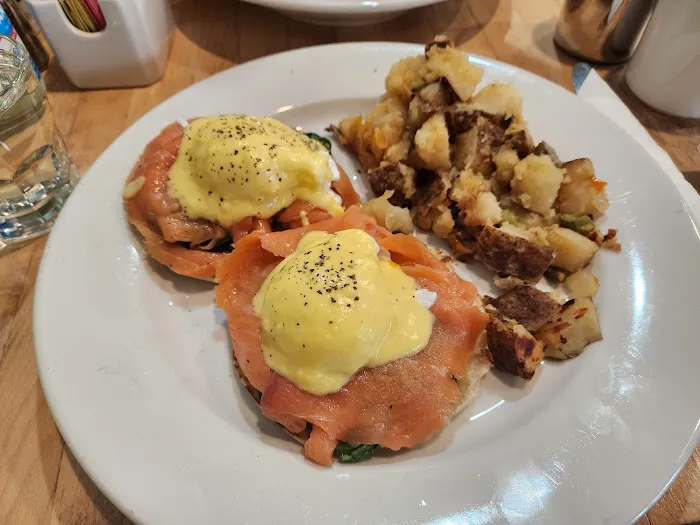 Luna's Kitchen & Bar Picture 5
