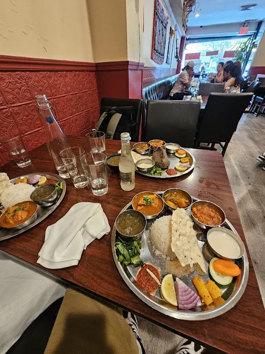 Himalayan Restaurant & Bar Picture 3
