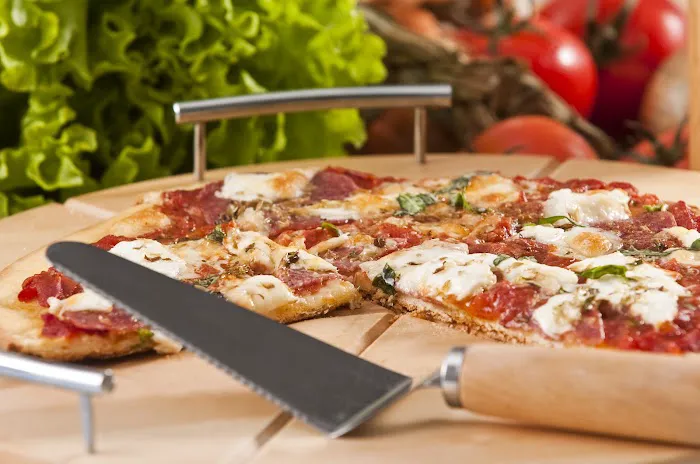 Gianni's Pizzeria Picture 5