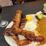 La Pollera Colorada II