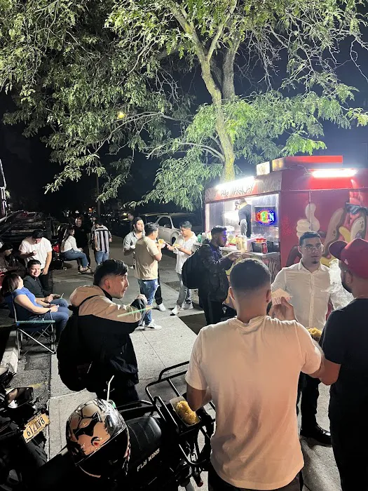 Hot dog maracay new york Picture 3
