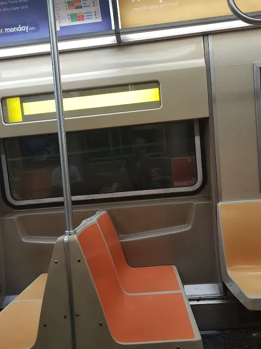 Subway Picture 6