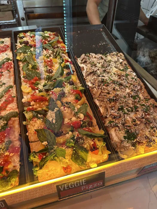 Champion Pizza -Jackson Heights Picture 9