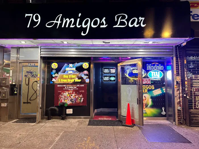 79 Amigo bar Picture 10