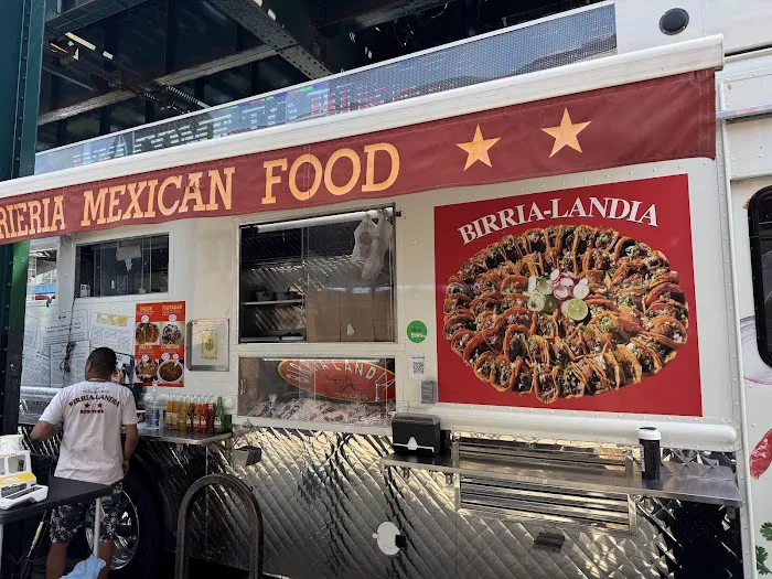 Birria-Landia Picture 9