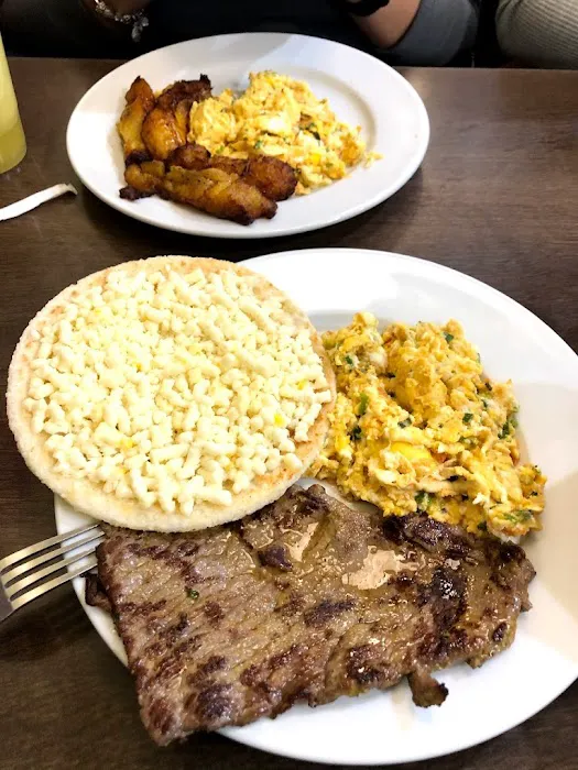 Cafetales Grill & Restaurant Picture 7