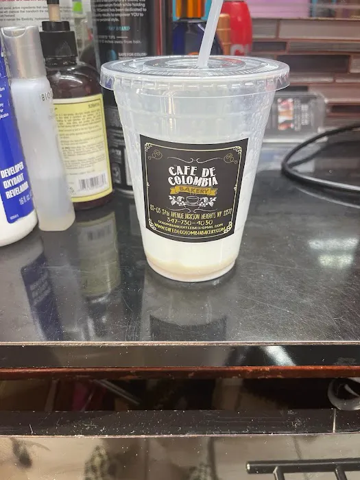 Café de Colombia Bakery Picture 1