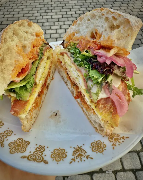 Crossroads Cafe Picture 1