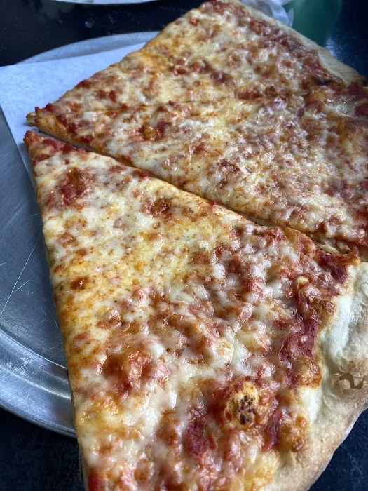 Krave It Pizza & Sandwich Joint Picture 4