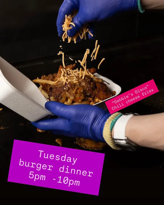 DEBBIES BURGERS Picture 3