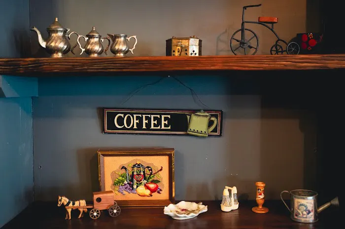 Your Way Cafe Picture 1