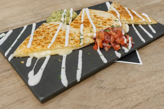Mistico Latin Fusion Cuisine Picture 4